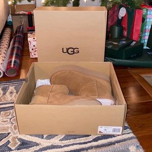 NEW in box Ugg Classic Mini Platform chestnut